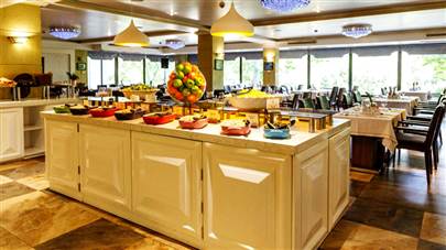 رستوران بوفه هتل اسپیناس تهران رستوران بوفه هتل اسپیناس تهران